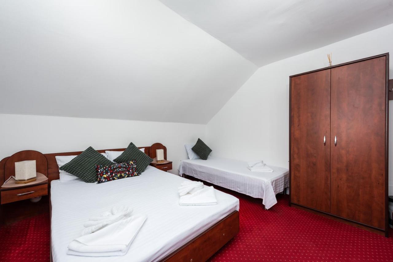 Pensiunea Ursuletul Paddington Predeal Exterior photo