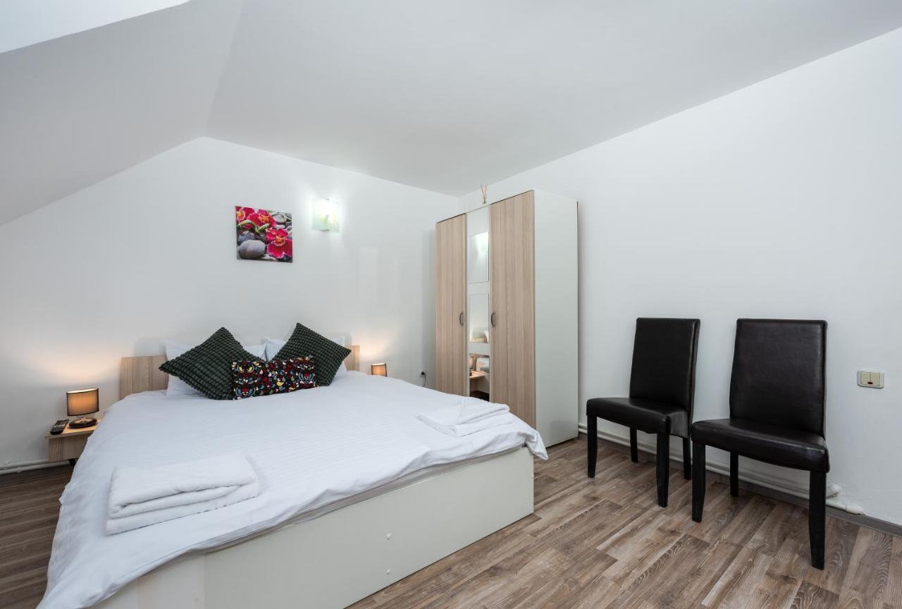 Pensiunea Ursuletul Paddington Predeal Exterior photo